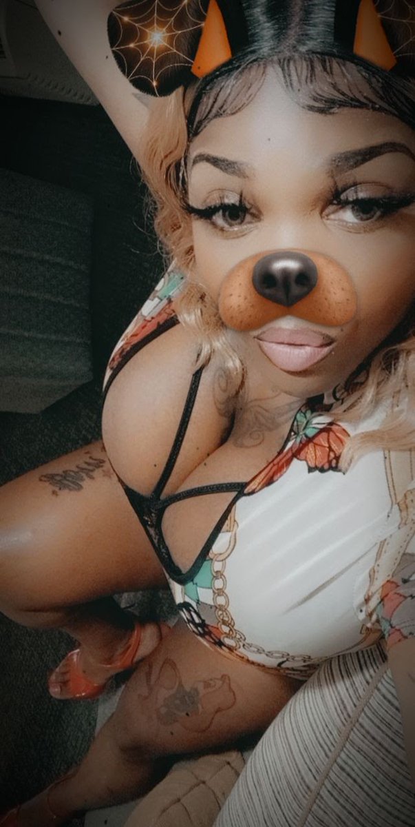 PVonkinx's tweet photo. Hosting in Harvey IL and surrounding areas. Don't miss out on my New content https://t.co/lonmwapMro https://t.co/AVOj4M8iBa