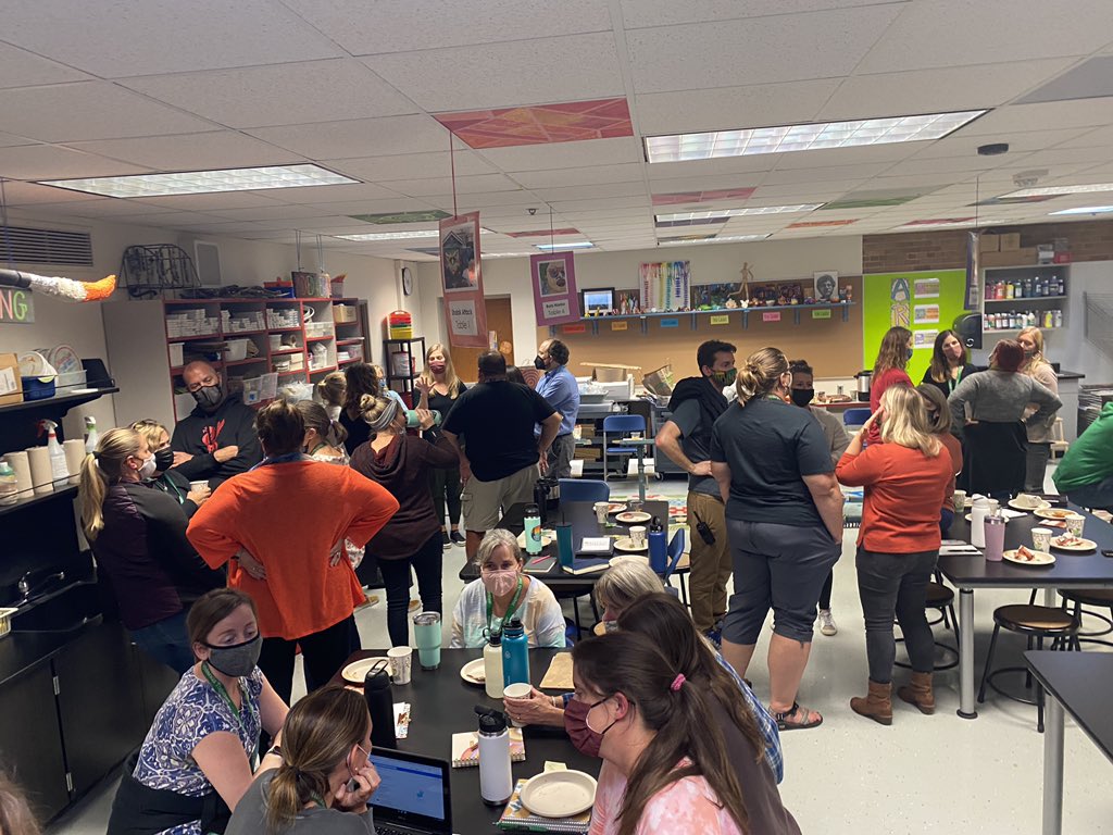 DrStacieStanley's tweet photo. High Energy at @Highlands_ELEM as we discussed our @edinaschools mission, vision, core values &amp; core beliefs!  #DefiningExcellence #Coherence https://t.co/Uls5iorigD
