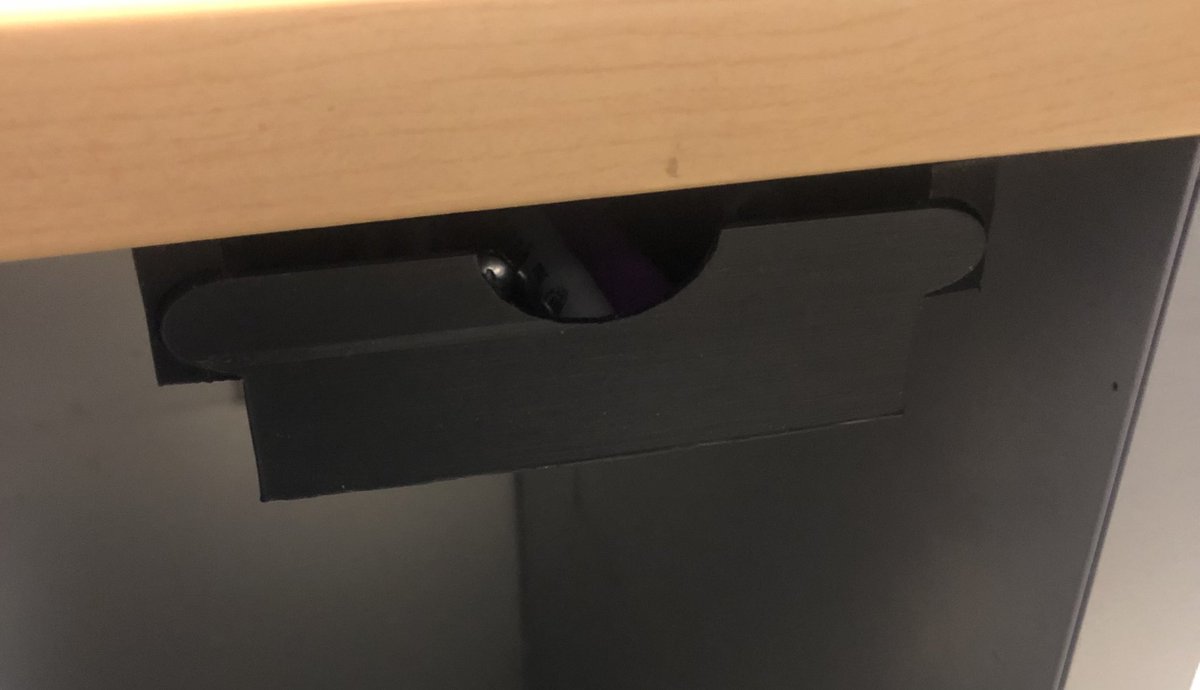 AlaskaRasPi's tweet photo. Needed a place to put my pens at work since the new desks don’t seem to hav drawers. Designed them on @tinkercad and printed it on my @snapmaker 350. https://t.co/heO4dQ0UUK