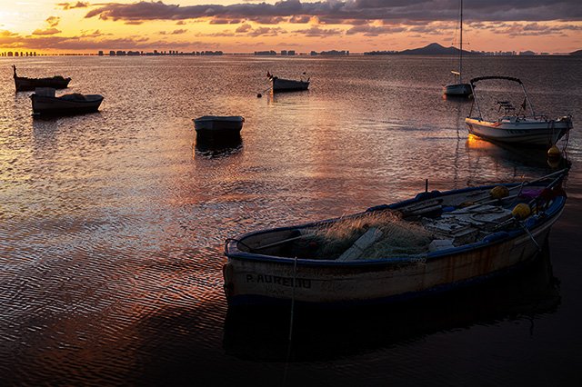 hay mares que dejan rastros de sangre y fuego  #marmenor #sosmarmenor #murcia