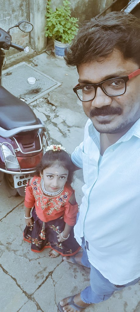 அனைவருக்கும் இனிய சரஸ்வதி / ஆயுத பூஜை வாழ்த்துக்கள்.
Wish you all a happy Sarawathi / Ayudha Pooja to gain knowledge and prosperity in life