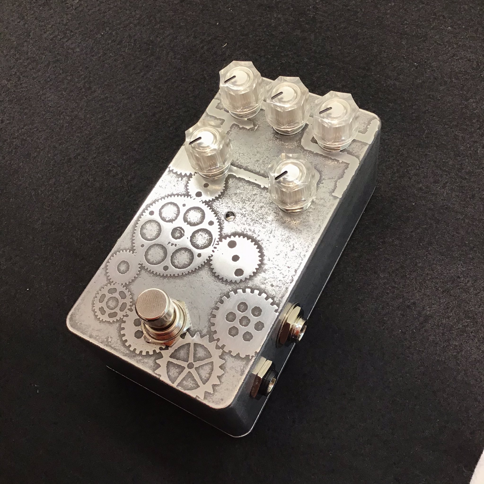 9overdrive9 dest-low改　ハイゲインオーバードライブ パンチが効いた国産ハイゲインオーバードライブ。9overdrive9