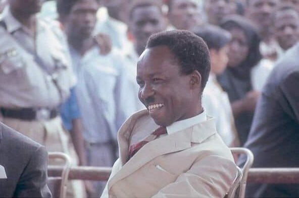 Mtoto wa chifu aliyekuwa na Wake 22, akaanza shule akiwa na miaka 12 akahitimu kama Tanganyika One(T.O). Akasoma Tabora Boys, Makerere na Edinburgh huko Scotland. Akafundisha Pugu na Mkapa alikuwa mwanafunzi wake,akaacha kufundisha akapambania uhuru. Leo ni miaka 22 bila Mwalimu.