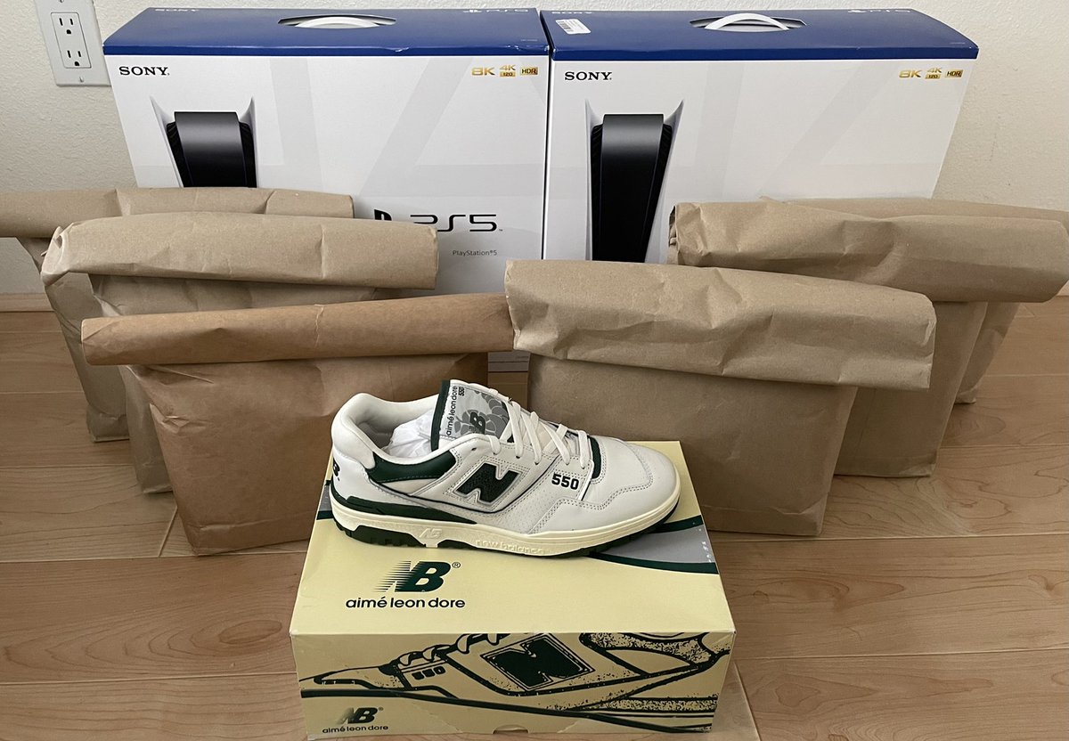 AlohaBlock's tweet photo. Sony/Yeezy/Aime Life! 

Thx to the Fam!
@WeAreMalice  @akchefs @Flipdai 

Thx to the facilitators 
@stellara_io 
@TohruAIO_ 
@cybersolefeed 
🙌🏼IO

Thx to the Runners 
@Hex_Proxy 
@OculusSuccess 
@SandProxies 
@DonutProxies 
@Diamond_proxies 
@Leafproxies  

Thx @KalevalaUtility https://t.co/eXPROHLNs9