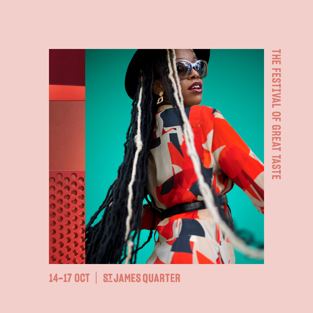 CasherColette's tweet photo. This morning, I am away to check out day 1 of the #EdinburghStyle event at #StJames Quarter - a wee perk of the job! 🤩
They are hosting an array of stylish events this weekend.
Loved every minute of making up the lovely Chioma for this event poster ❤️
#makeupbyme @StudioLR https://t.co/h15vy4s1mM