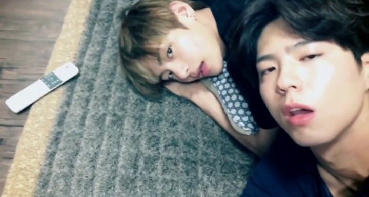 cutebabyxbts's tweet photo. #Botae ตำเเหน่งลูกคนโปรดคนใหม่🥲 https://t.co/lDmUBgc6Gf