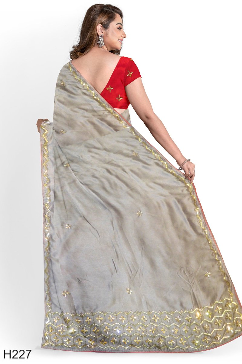 smsarees's tweet photo. Grey Designer Wedding Partywear Silk Cutdana Beads Hand Embroidery Work Bridal Saree Sari With Blouse Piece H227 https://t.co/ViSGUunmpe #designer #sale #smsaree #festival #Best https://t.co/FGWrLGmOMQ