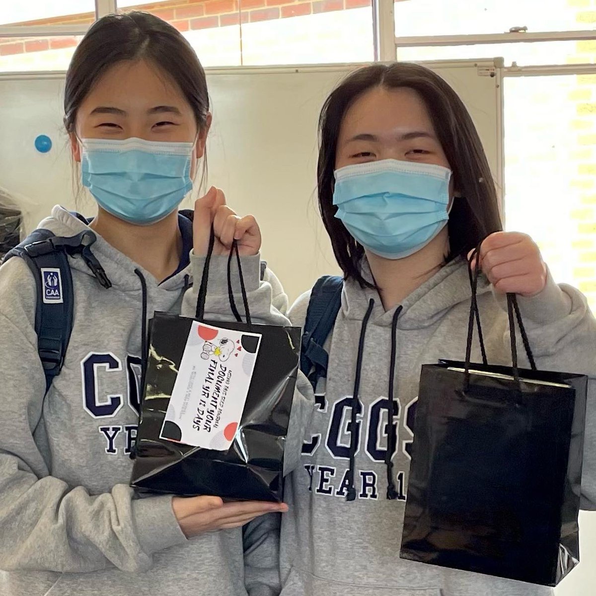 CamberwellGirls's tweet photo. Our Y12s were gifted a personalised ‘Seed’ journal so they could capture the final moments of their #CGGS journey. The journal encourages reflection &amp; gratitude, recognising how important these processes are for wellbeing. 

A thoughtful gift from Mrs Woolcock &amp; Mrs Robinson 💙 https://t.co/Rb6d8pdgFT