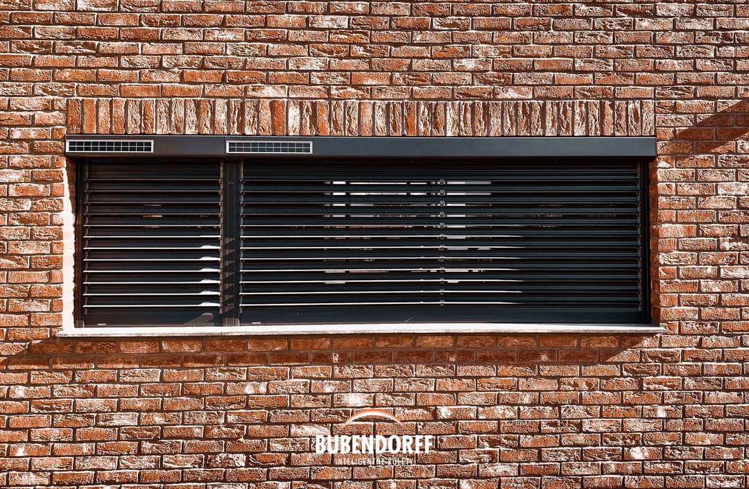 I N S P I R A T I E - Rolluiken met kantelbare lamellen. Bij ons verkrijgbaar in een solar en hybride versie. Meer weten? Kijk op fremazonwering.nl
#rolluiken #zonwering #solar #Fremazonwering #regio #Rhenen #Veenendaal #Ede #Wageningen #Utrecht #Gelderland #Betuwe eo