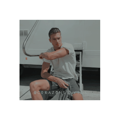 ㅤㅤㅤ
ㅤㅤㅤ
      ( 𝐏𝐇𝐘𝐒𝐈𝐎𝐓𝐇𝐄𝐑𝐀𝐏𝐈𝐒𝐓 ) 𝐗 𝐅𝐎𝐎𝐓𝐁𝐀𝐋𝐋𝐄𝐑。
        ────── · ( fem ) x masc

        fc sugeridos: 
        ( mara lafontan ) x matthew noszka
        para mas información me 
        tienen en dm.

              ¿un rt?