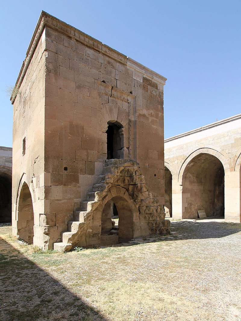 ColorImperio's tweet photo. Mezquita elevada del caravasar de Archelais, probablemente la que se encontró Alamanda en su periplo hacia #Elcolordelimperio.
#NovelaHistorica
https://t.co/wZaKr3Zzxa https://t.co/ipz3kJsqos