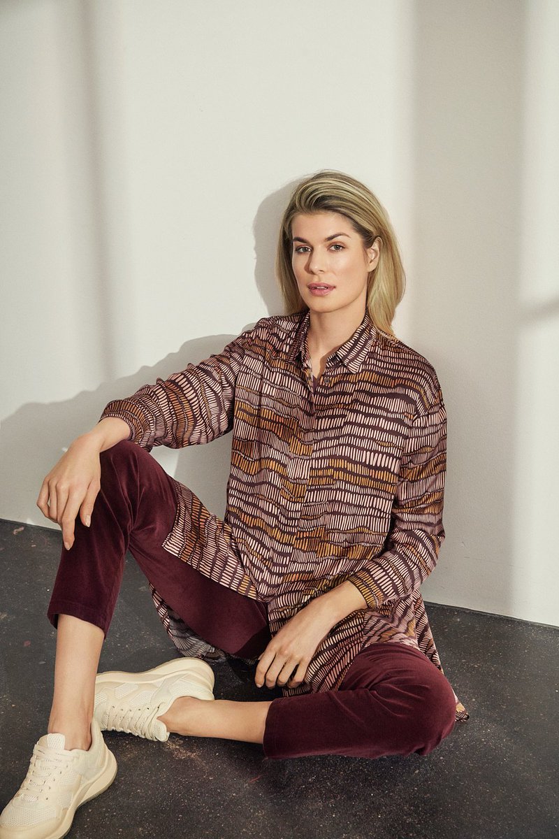 BeigePlus's tweet photo. For Work, Rest and Play... shop our Shirts &amp; Blouses NOW! 👔 #beigeplus #plussize #luxuryretailer #london #beige #shirts #blouses #fashion #autumnfashion https://t.co/RrVnKcVAJZ https://t.co/XMDJK0okRe