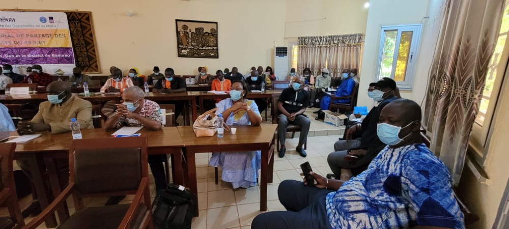 ProjetEjom's tweet photo. Organisation de l'atelier bilan du projet Ejom à Koulikoro ce 12 Octobre 2021.
C'était devant les responsables du projet, les autorités régionales, la société civile, les jeunes bénéficiaires du projet ...

@hduiker 
@snvmalinews 
@UEauMali https://t.co/75BbWY2DFs