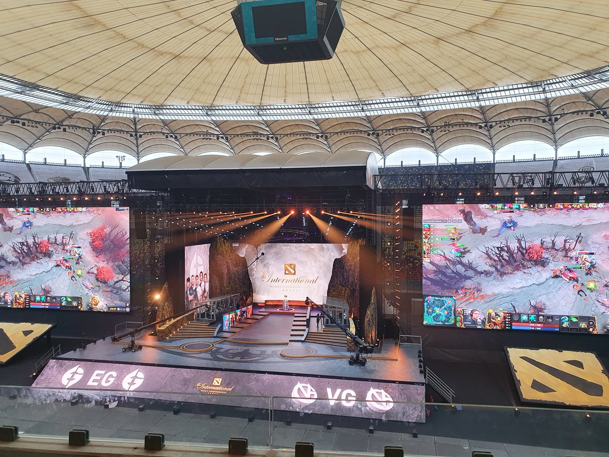 Watching with riki crowd. Would of been even more amazing with real crowds!!