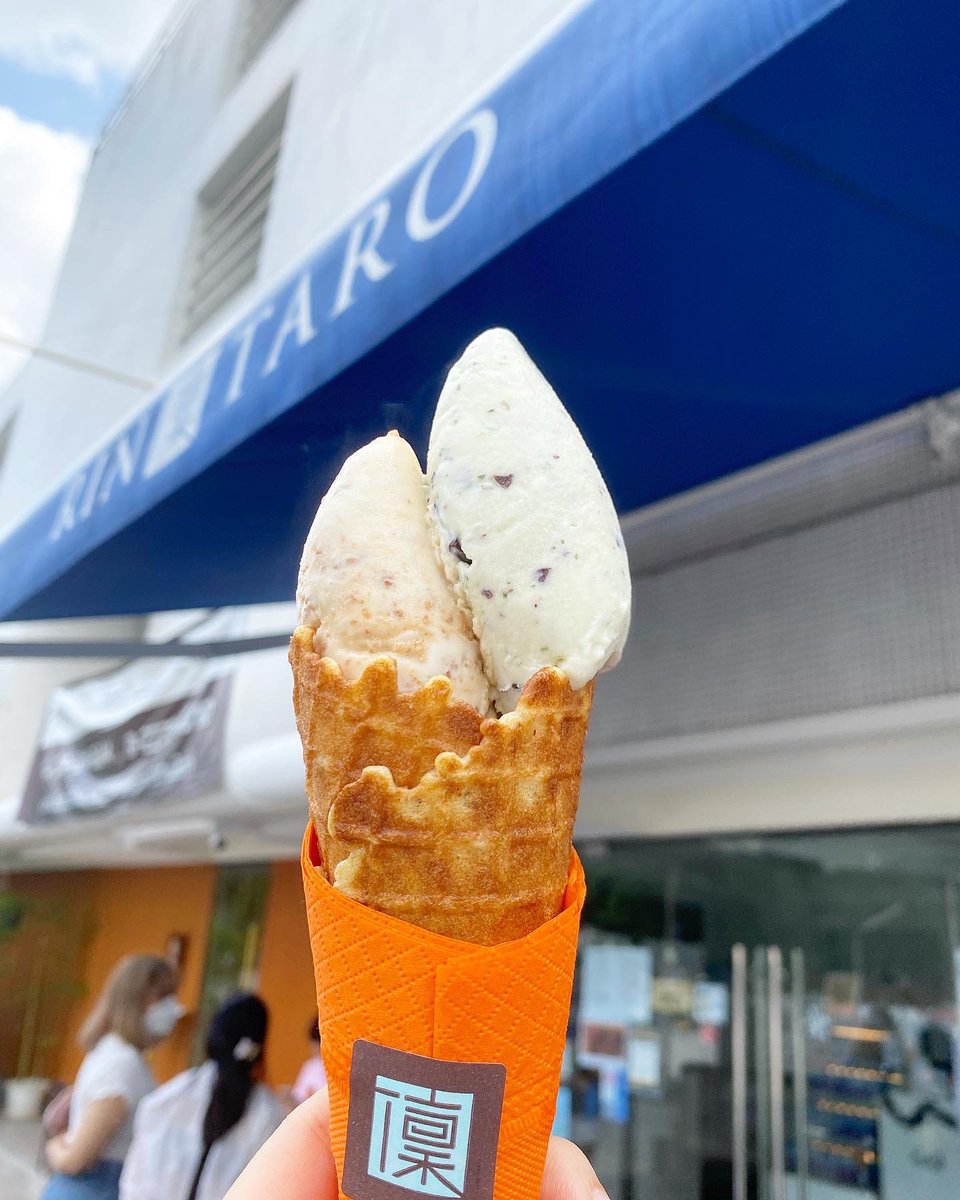 phyunxx's tweet photo. Rintaro 
ร้านไอติมที่ดือออ ที่อยากให้อยู่ไกลบ้าน ไม่งั้นไปทุกวัน5555 
รสใหม่ๆดีๆเต็มไปหมดเลยแงง โคนเมเปิ้ลสดอร่อยมากก ชุ่มไอติมก็อร่อยย มิ้นชอคก็คือมิ้นเป็นใบๆอะะ ไม่ใช่ไซรัปแบบทั่วไปด้วยงะ 
มี2สาขา อารีย์ พระขโนง 
#รีวิวคาเฟ่ @Kin24hrs @CafeStoryTH https://t.co/Nc6vDNngi5