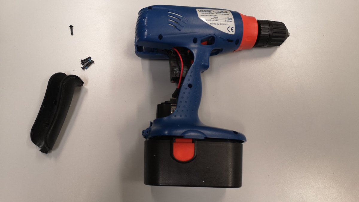 stcatsTECH's tweet image. Great to touch base with Tom and Patrick @sandvikmobiles this morning to discuss our #formulasandvik challenge.  Time to put our test drill back together 🤔