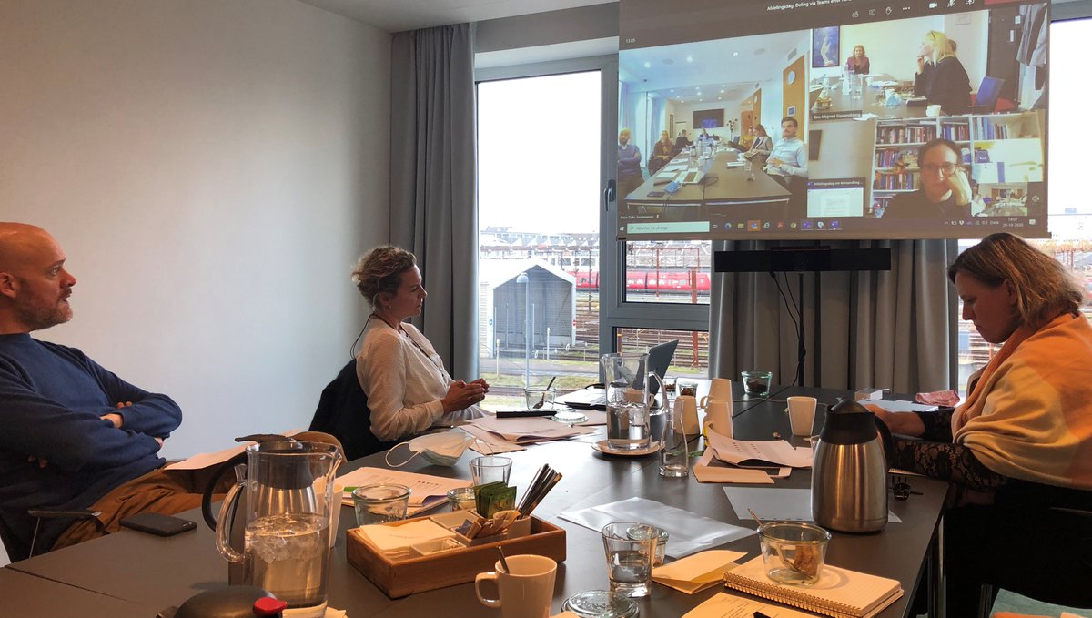 copenhagencvb's tweet photo. Get wiser on Staging Hybrid Meetings in #Copenhagen and join us at the @BestCitiesGA Community Café today Thursday for valuable sharing of local and global hybrid experiences too.  https://t.co/CF3b6cXY9G https://t.co/dEBG5ZLVtW