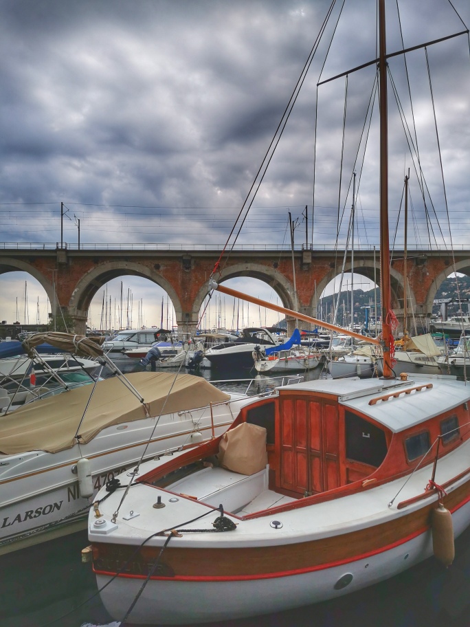 //Randonnée// Chaussez les crampons, on vous emmène de <a href="/MandelieuOTC/">Mandelieu Tourisme</a> à <a href="/OtTheoule/">office de tourisme</a> par l'Estérel et jusqu'au port de la Figueirette :

riviera-city-guide.com/randonnee-de-m…

#cotedazurfrance #randonnee #alpesmaritimes #esterelcotedazur