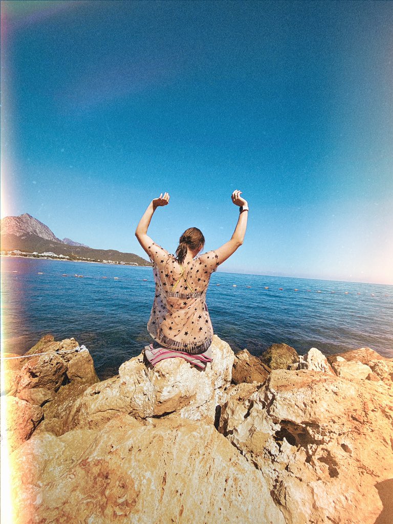 tasyromanova's tweet photo. Никому просто так не даётся свобода.
Из неё нет выхода, и в неё нет входа ⛔️ https://t.co/EaLl9uDvoY