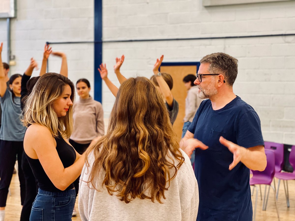 YourRoyalDocks's tweet photo. Check out these amazing behind-the-scenes photos from rehearsals for ARRIVAL, the new immersive theatre experience around the #RoyalDocks, which opens in a week! Have you got your ticket yet?
https://t.co/blmXqk39XM

#RoyalDocksOriginals
📸: @AmmarHajAhmad https://t.co/P2XknocNWB