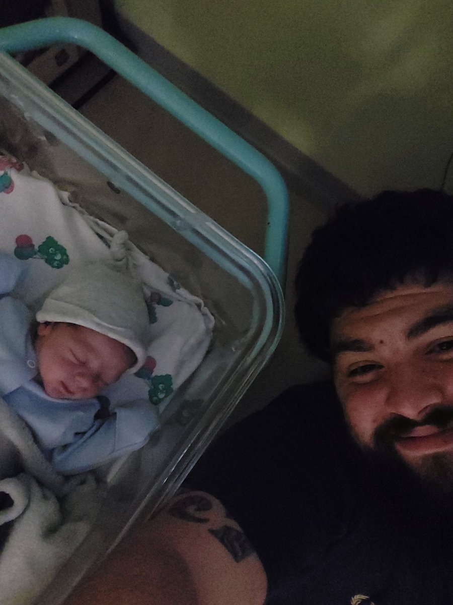 AdamCart21's tweet photo. My family is complete, welcome to the blue army jaxon 💙 https://t.co/bdtD5aaCZO