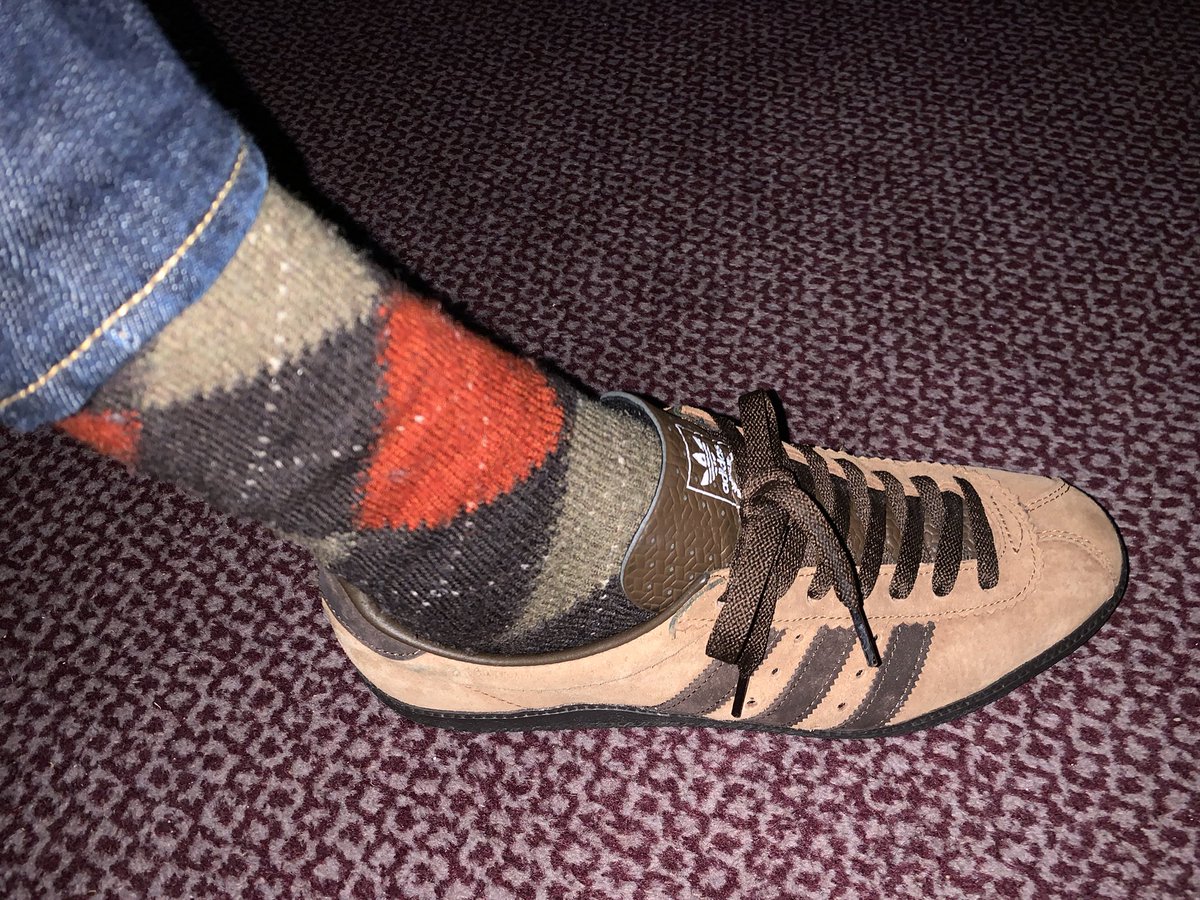 N1ckTodd's tweet photo. @SockCouncil | #SocksOutThursday | #BSFC #Argyle | @adidasoriginals #Padiham #SPZL | #HotelCarpetsOfTheWorld 😂 https://t.co/bTToDlTFrF