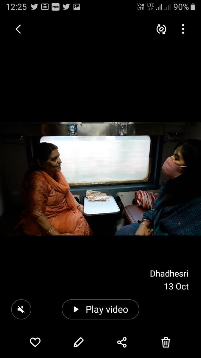 DRMJodhpurNWR's tweet photo. गाड़ी संख्या 04863 वाराणसी-जोधपुर त्यौहार स्पेशल ट्रेन में गोटन से जोधपुर के बीच यात्रा की।इस दौरान रेलयात्रियों से बातचीत की तथा उनसे फीडबैक लिया व सुझावों को नोट किया।खुशी हुई कि यात्रियों ने रेल यात्रा को आरामदायक बताया। @AshwiniVaishnaw @NWRailways @GMNWRailway @RailMinIndia https://t.co/ROkYHwg6jv