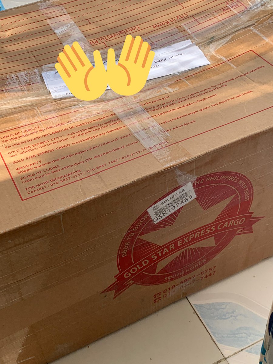 shopwthfelicita's tweet photo. #SWFupdate
1 box GoldStar and all NCT 127 Sticker Polaroid Event sets already arrived in Davao!🤗
goldstar contains all YG Ent products and other pasabuys. still waiting for the other box that contains all Queendom albums😭 sorry for the delay, nauna pa 'to kesa sa isang box https://t.co/nntVkexCm5