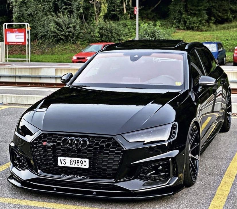 Blacked Out Audi RS4 ♠️