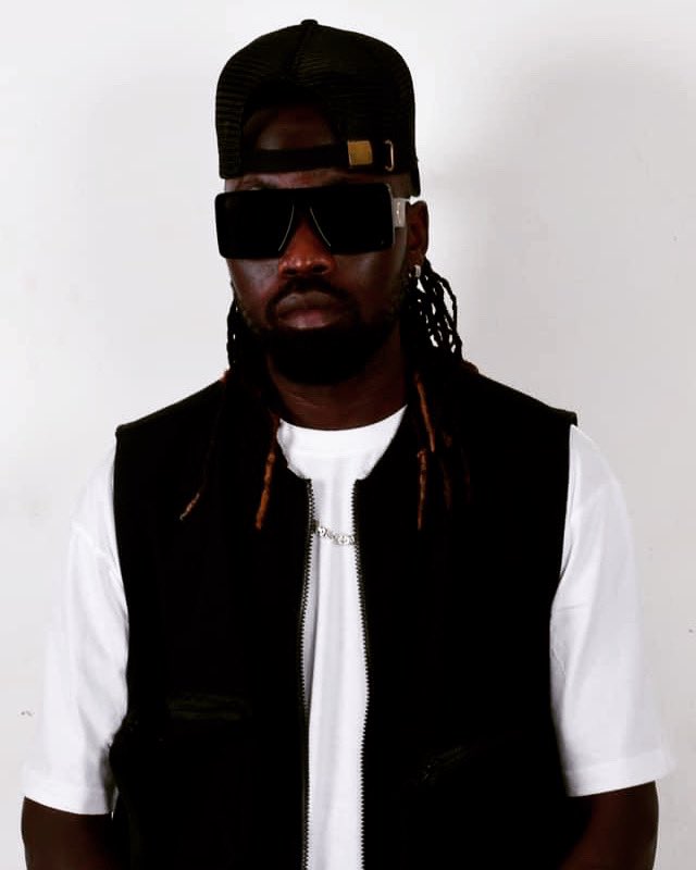 Who told people that old memories are only shared on Thursdays? 🤔 does mean old memories only happened on Thursdays or it’s just a belief installed in our minds. Have a great day ahead but first share your thoughts.