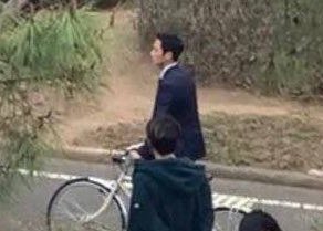 snowdropics's tweet photo. youngro and sooho’s bike date 🤍 https://t.co/mMvfxTPsWV