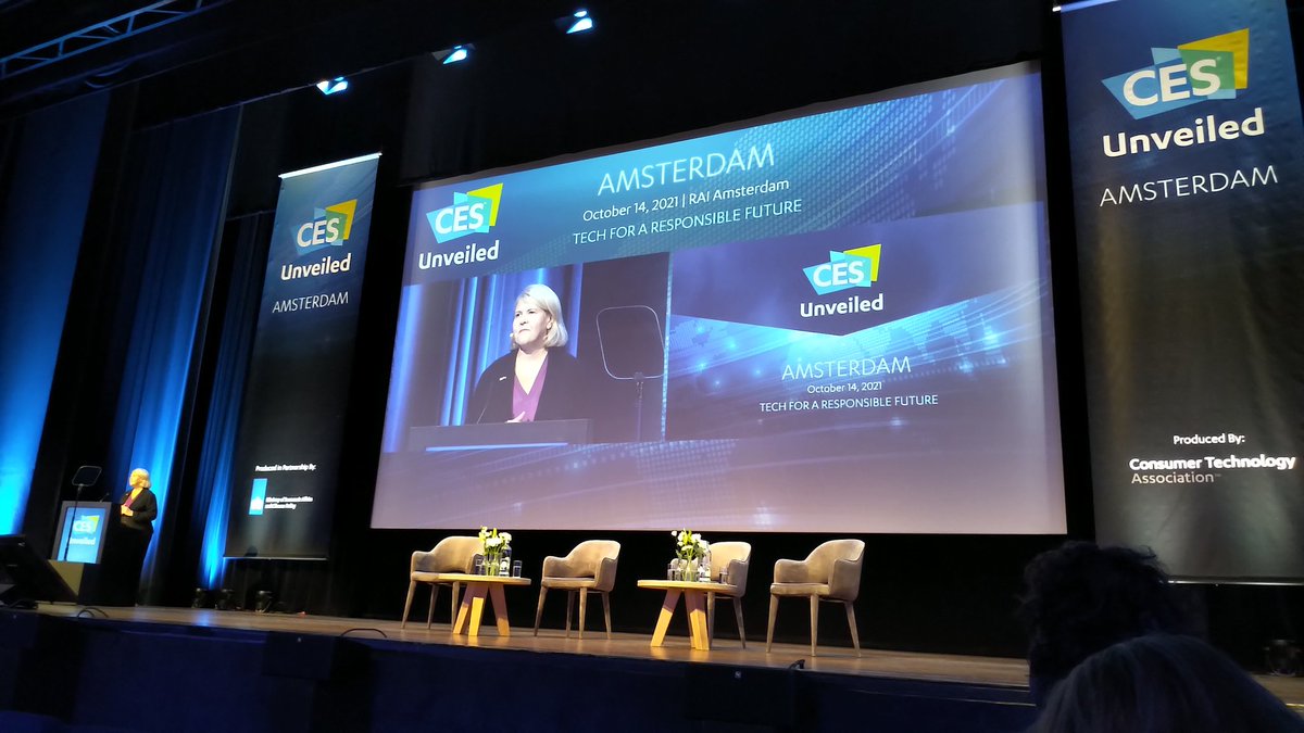 RichardLamb's tweet photo. #CESunveiled #Amsterdam #CES2022
Join the #WomenInTech Panel Session.
Starting 13.30 hrs in de #EmeraldRoom on #Level1. Your moderator is @LiekeLamb https://t.co/0wdJ8Dm5Mt