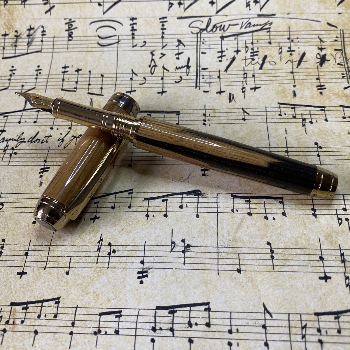 Another #fountainpen made from a frame that was replaced during the restoration of F8 a Falklands landing craft. F8 can be seen in Portsmouth Historic Dockyard. #craft #handmade #pen