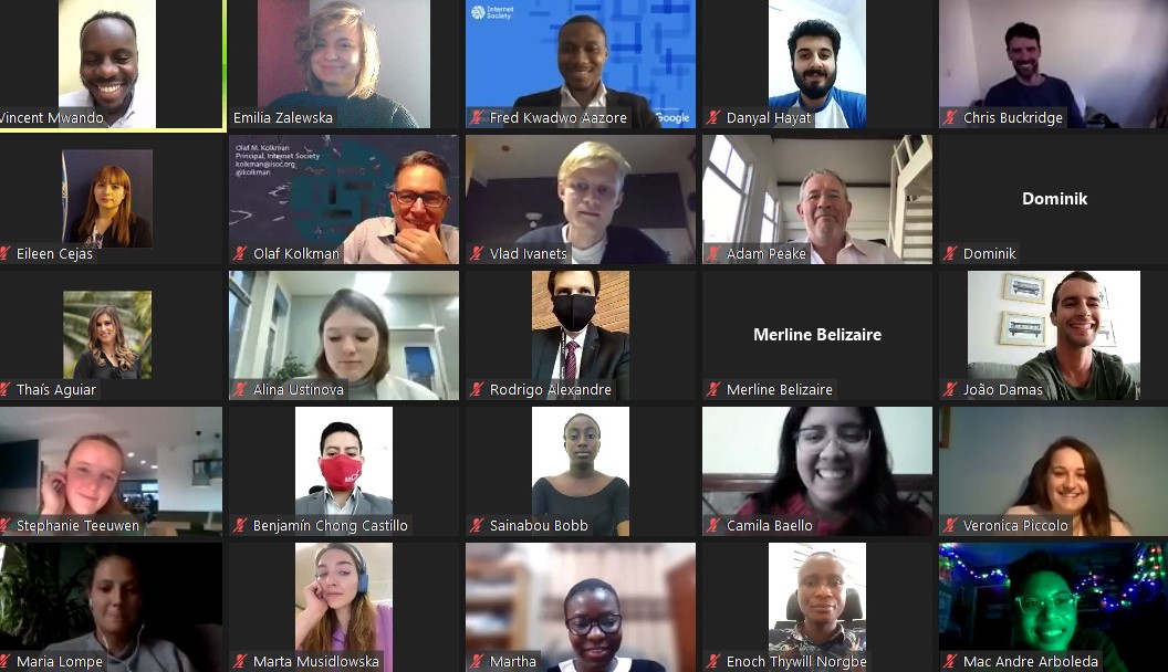 Let's get it started! On 12 October we had the pleasure to finally and officially welcome our participants of "Project" Youth Summit"! The webinar was opened by the speech conducted by Emilia Zalewska, member of Youth IGF Poland Steering Committee.
#YouthInIG #IGF2021 #Internet