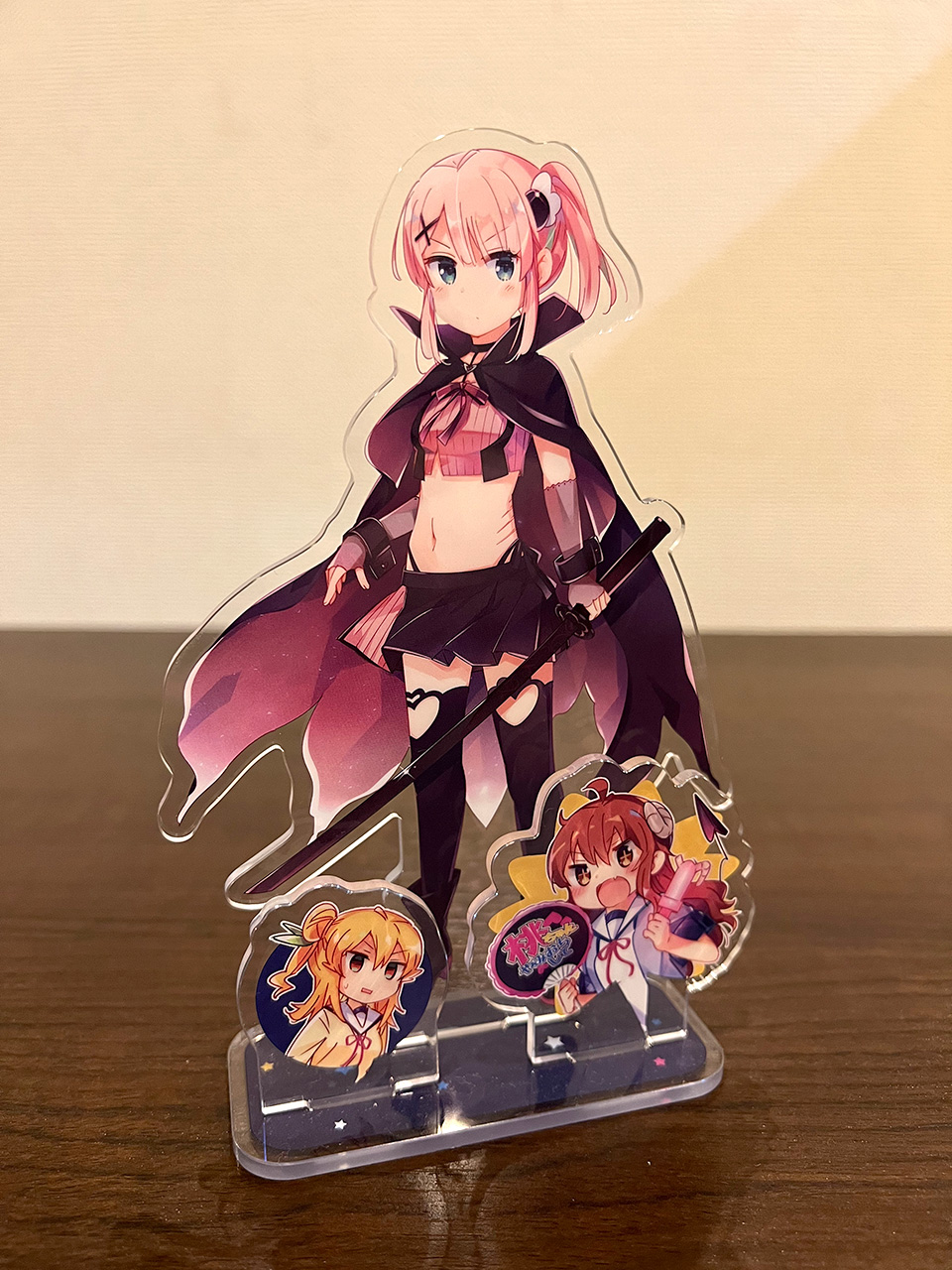 まちカドまぞく きらら展 アクリルアートプレート まちカドまぞく きらら展 アクリルアートプレート - メルカリ