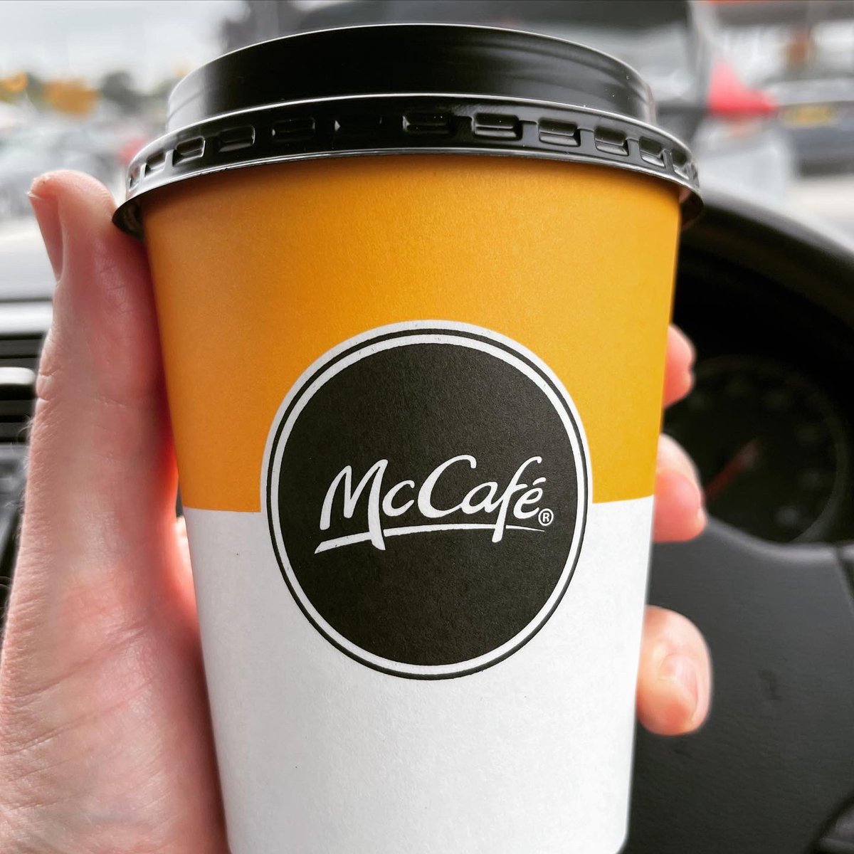 TheGaztronome's tweet photo. The restorative qualities of a @McDonalds #breakfast are not to be sniffed at. #sausageandeggmcmuffin #double #hashbrown #coffee #yes #allkindsofyes https://t.co/msD9mBQVYs