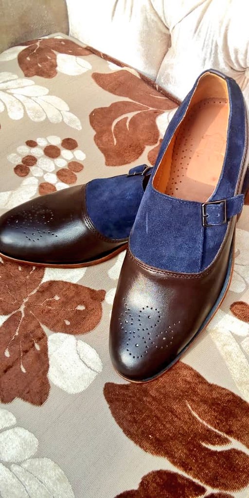 Eiinitials1's tweet photo. Single Monkstrap Suit shoes.
* Round shaped toes
* Silver buckle detail
* Brogue design
* Leather soles
* 100% Real leather material
#style #pattern #eiinitials https://t.co/TmWxp5ViAc