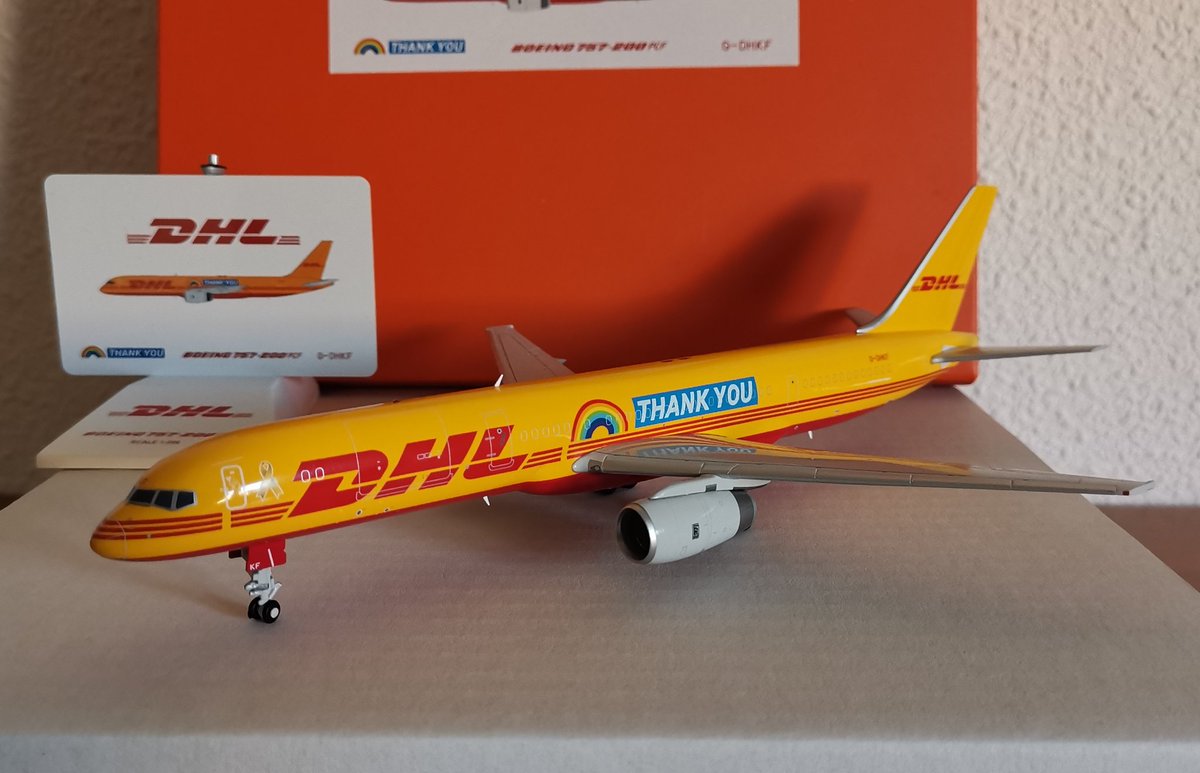 pedrospotter's tweet photo. Hoy #Jueves traemos una nueva incorporación a mi coleccion de #maquetas recién aterrizada 🛬
#JCWings
#Scale1200
#Boeing #B757PCF
@DHLGlobal
G-DHKF
Ref.: EW2752004
#miniaturas #modelismo #diecastmodel #diecast
@FranciscoMaeso #maqueteros
#coleccionismo https://t.co/xXGAEMl0eY