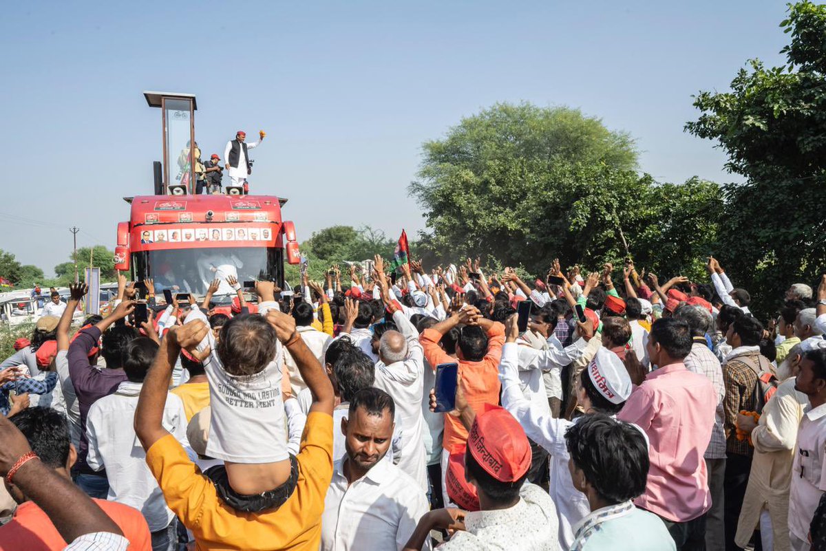 yadavakhilesh's tweet photo. नयी हवा है ~ नयी सपा है https://t.co/APKWmNBf3Z