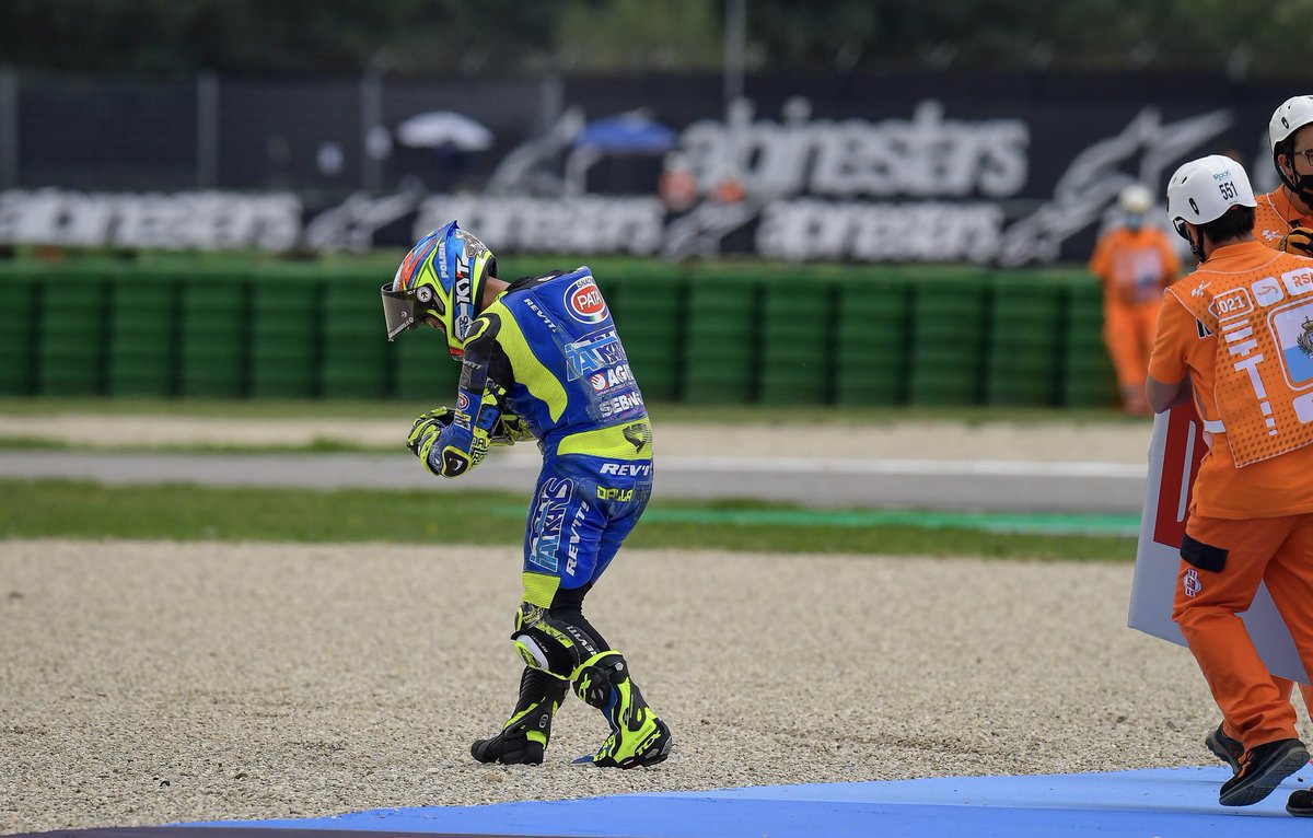 dallap48's tweet photo. #ThrowBackThursday to the last time in Misano when I got my shoulder dislocated once again.🤕😬
Luckily I’m on my way to recover but i’m struggling since many months ago.
#ItaltransRacingTeam #MotoGp #Moto2 #NewShoulder #NewOpportunity #RecoveryTime https://t.co/LNNsXT0Qo8