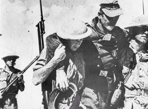 _Carabinieri_'s tweet photo. #23ottobre '42, inizia la 3^battaglia di El Alamein: la resistenza dei “baschi amaranto” dei #Carabinieri costringe gli inglesi ad una precipitosa ritirata. Ieri, oggi e nell’avvenire, il grido è sempre: FOLGORE!, in onore dello spirito di sacrificio dei “Leoni di El Alamein”. https://t.co/lFA6daHF4D