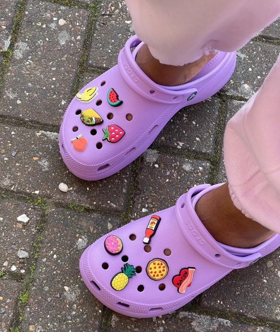 itsBurJuman's tweet photo. Spreading some colour around, one Croc at a time from @crocs_me , available at @itsBurJuman. Courtesy of @nazzist 🌈 
 💜💙💚❤ 

#crocsslides #jibbitz #ComeAsYouAre #CrocsPlatformClogs #Crocs #shoes #fashion #style #love #fashionista #fashionstyle #BurJuman https://t.co/B4GqYIFUY9