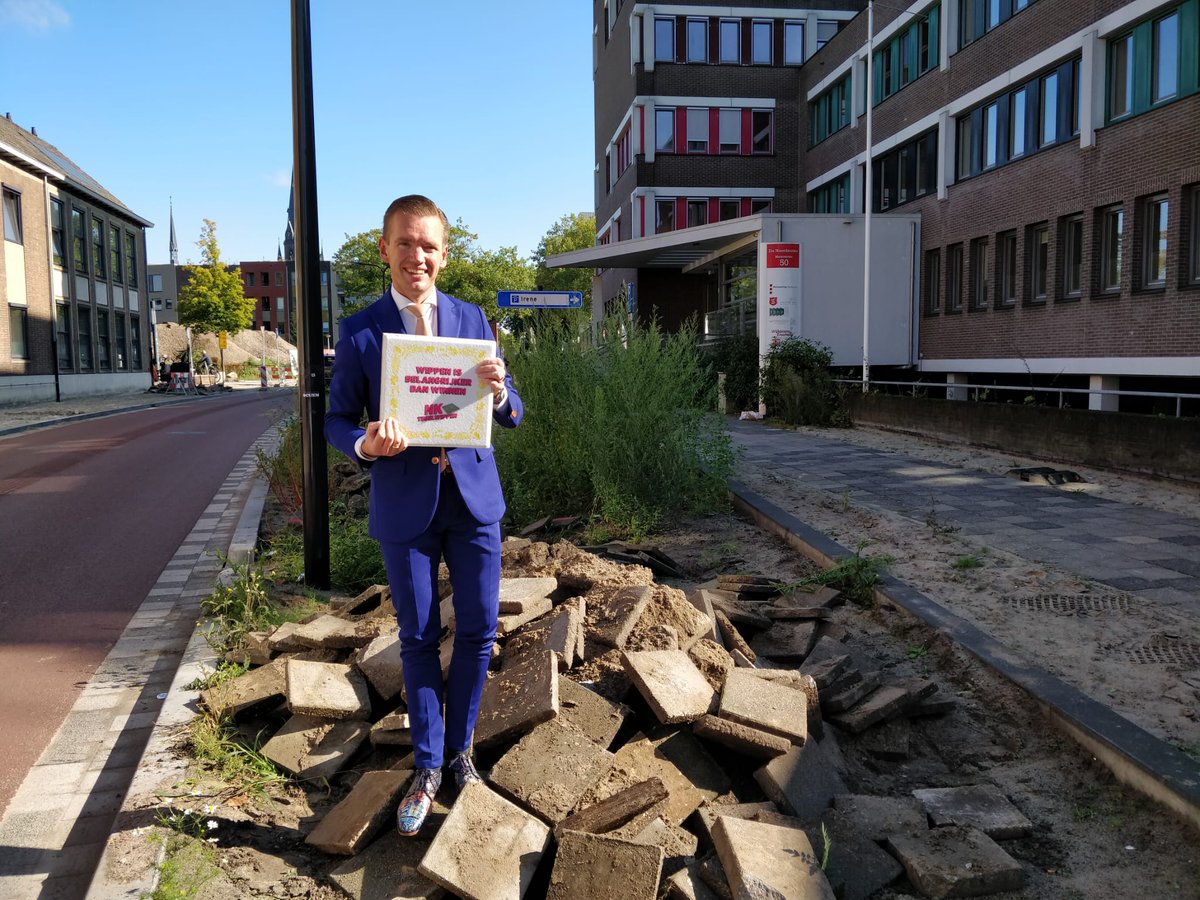 Graag applaus voor <a href="/Gem_Enschede/">Gemeente Enschede</a>! Met maar liefst 134.379 gewipte tegels staan ze op nummer 3 als het de om de meeste gewipte tegels gaat, maar ook op nummer 2 op basis van gewipte tegels per inwoner! In hun derby versloegen ze <a href="/StadOldenzaal/">Gemeente Oldenzaal</a>

#NKTegelwippen #GroeneTuin