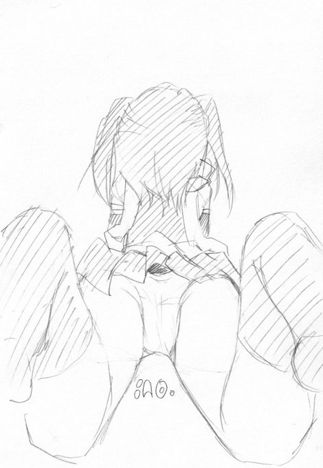 くつろいでる川内の無防備な後ろ姿 