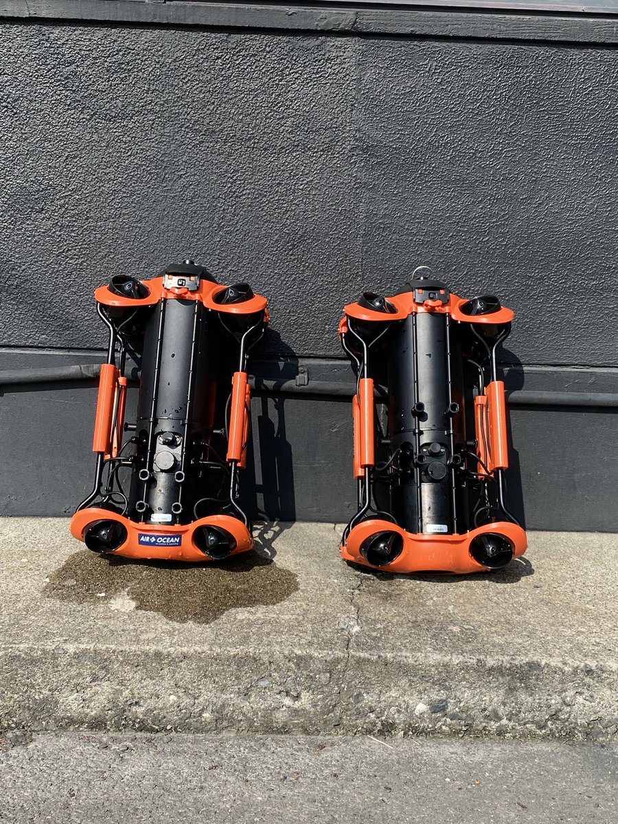 airocean_jp's tweet photo. 今日は水深128メートル潜航に成功しましたー!!
水深128メートルまでの潜航約5分程度かかりました🙆‍♂️

たくさん使用した日はしっかりメンテナンスを行います！！
明日も頑張ってもらいます✨✨

#水中ドローン　#鹿児島  #chasingm2pro https://t.co/1TEXQmliPW