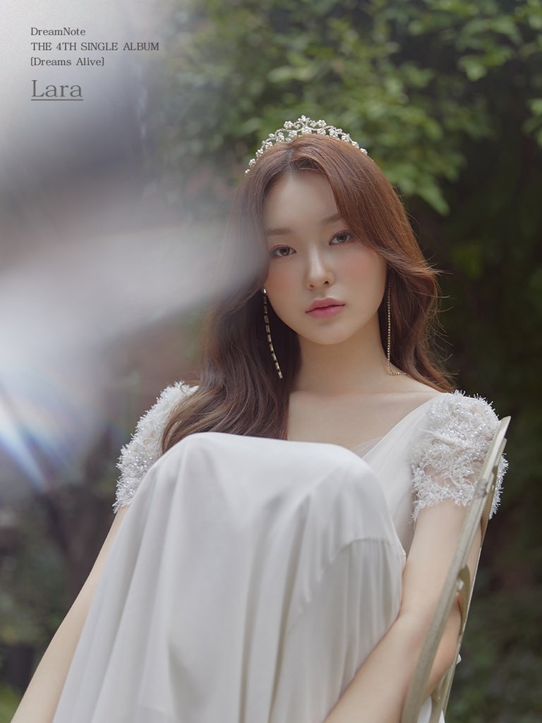 SailorMoon0809's tweet photo. 우리 공주님…👰🏻‍♀️🤍

DreamNote 4th Single Album [Dreams Alive]
🌘 : Concept Photo # 1 + Motion Teaser

#DreamNote #ドリームノート
#DreamsAlive #드림노트 
#라라 #Lara

@iMe_Dreamnote https://t.co/KUw9jFVY0x