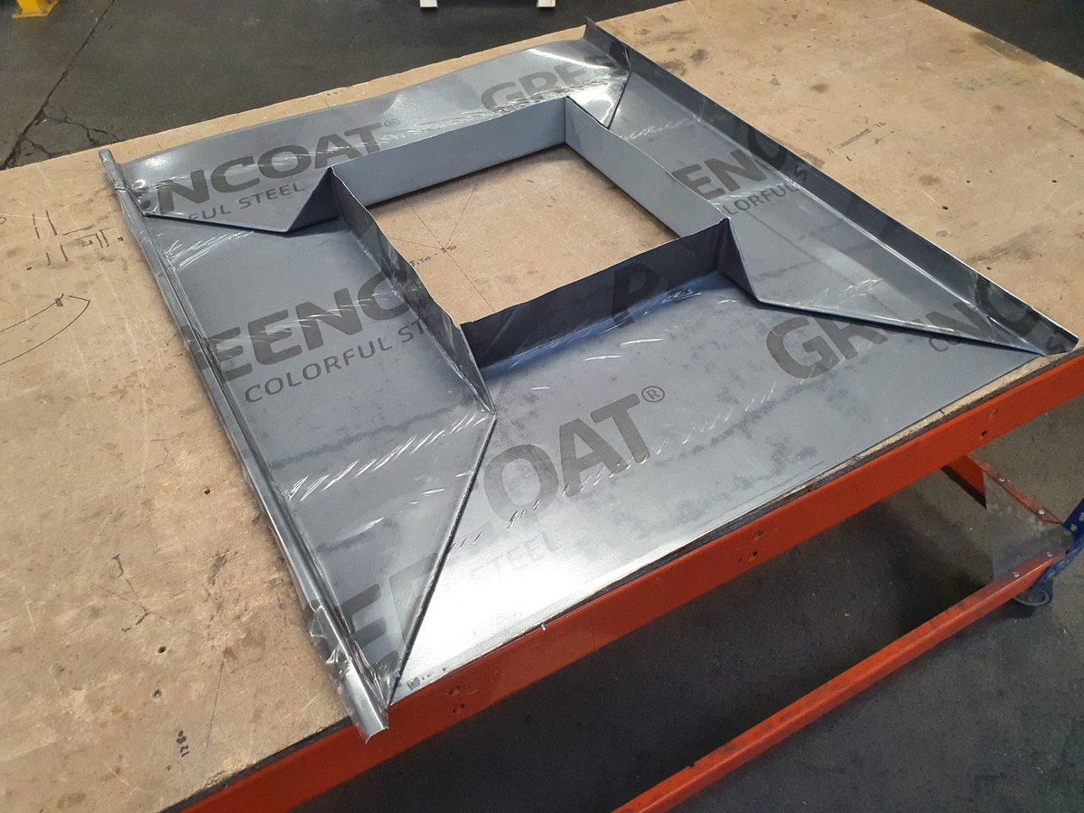 JohnfloodJohn's tweet image. Made from one piece, well done Jimmy Stubbs #greencoatplx