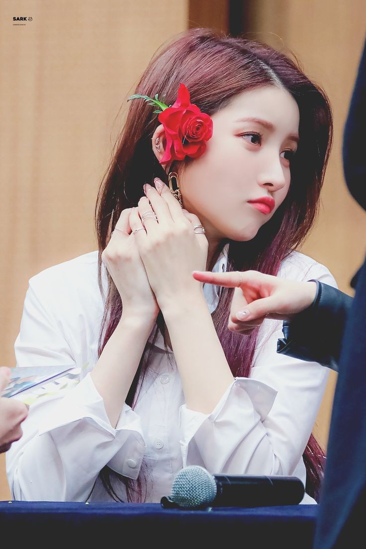 SOWONLOOK's tweet photo. #SOJUNG #소정 https://t.co/epbLr4teLo