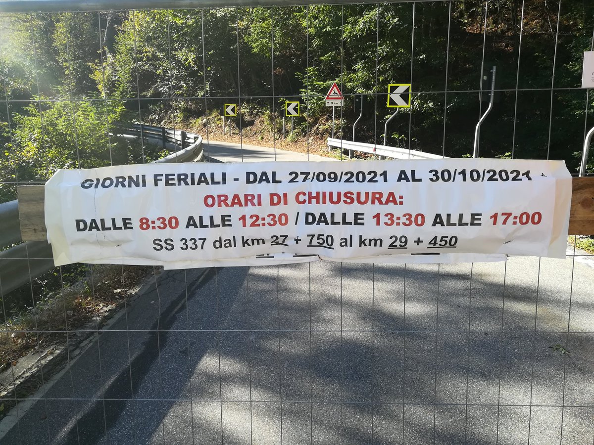 david_caliesch's tweet photo. Strasse offen #Centovalli und #Vallevigezzo (14.10.2021) https://t.co/l8pX8niH7M