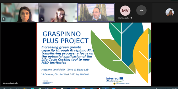 graspinnoPLUS's tweet photo. Our lead partner - @tds_lab explains GRASPINNO plus project and the importance of LCC and #gpp.
#CircularWeek2021 #GreenGrowth #MadeinMED #CircularEconomy https://t.co/4swg9peoVA